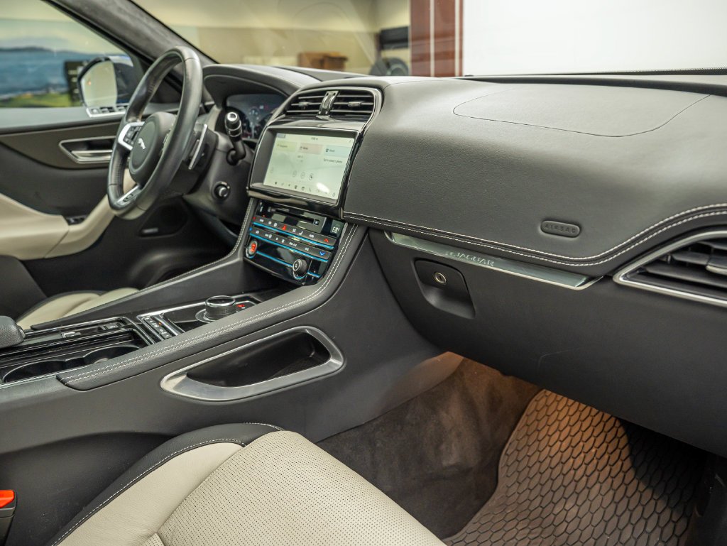 Used 2019 Caesium Blue Metallic Jaguar 30t R-Sport image 37