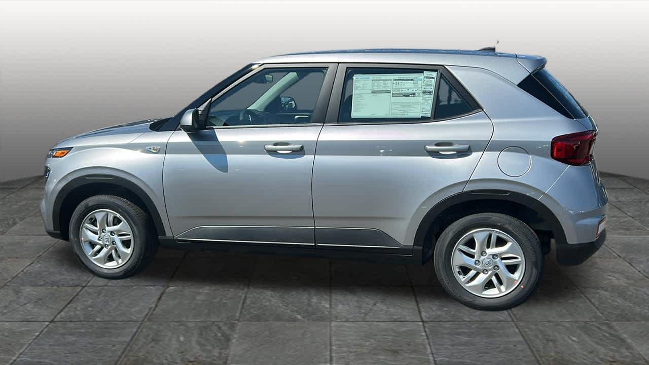 New 2026 Shimmering Silver Hyundai SE image 8
