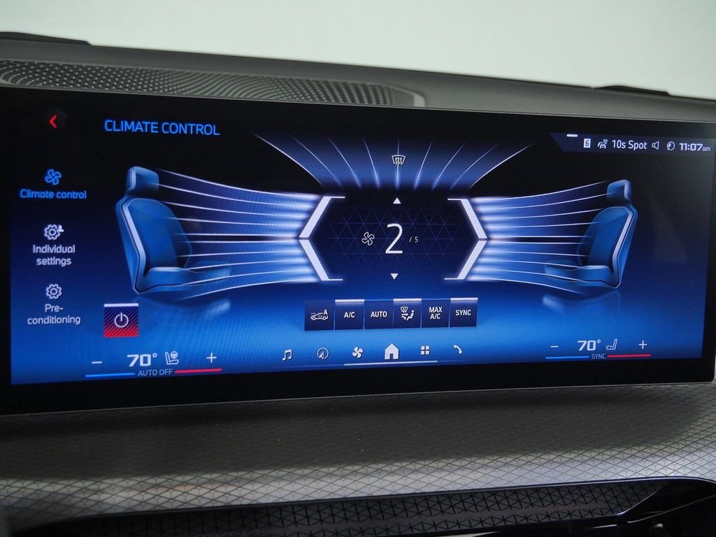New 2027 Black Sapphire Metallic BMW M440i xDrive image 42