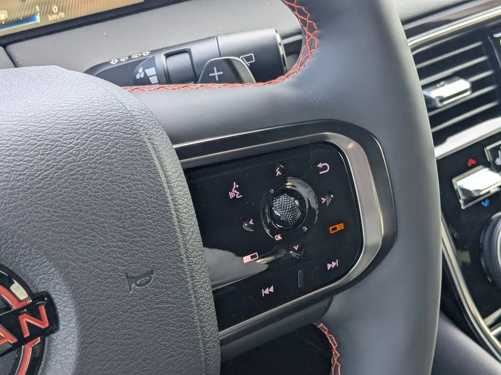 2026 Nissan Armada PRO-4X - Photo 24