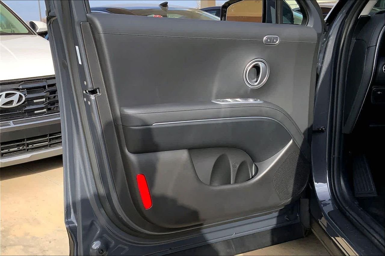 New 2026 Ecotronic Gray Pearl Hyundai SEL Premium FWD image 10