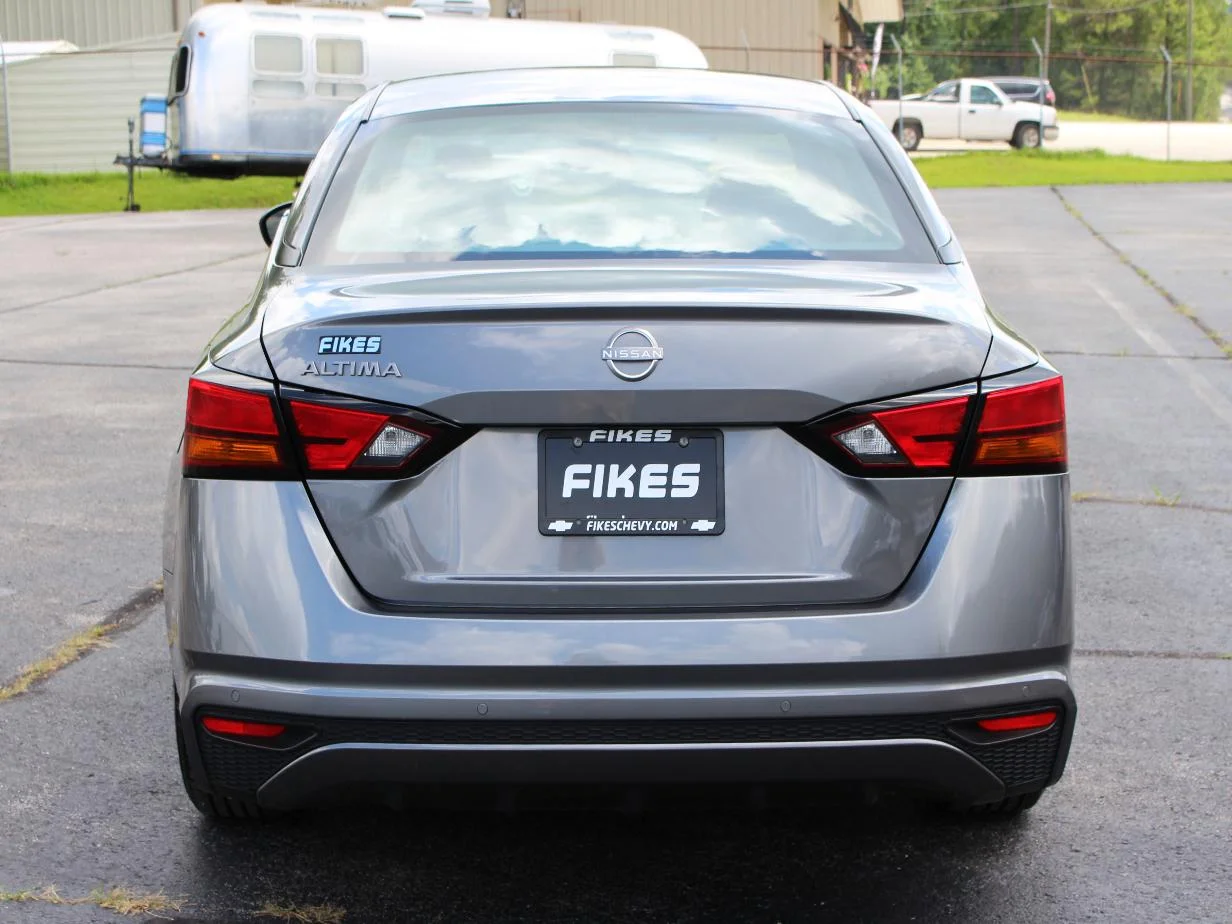 Used 2024 Gray Nissan 2.5 S Sedan image 4