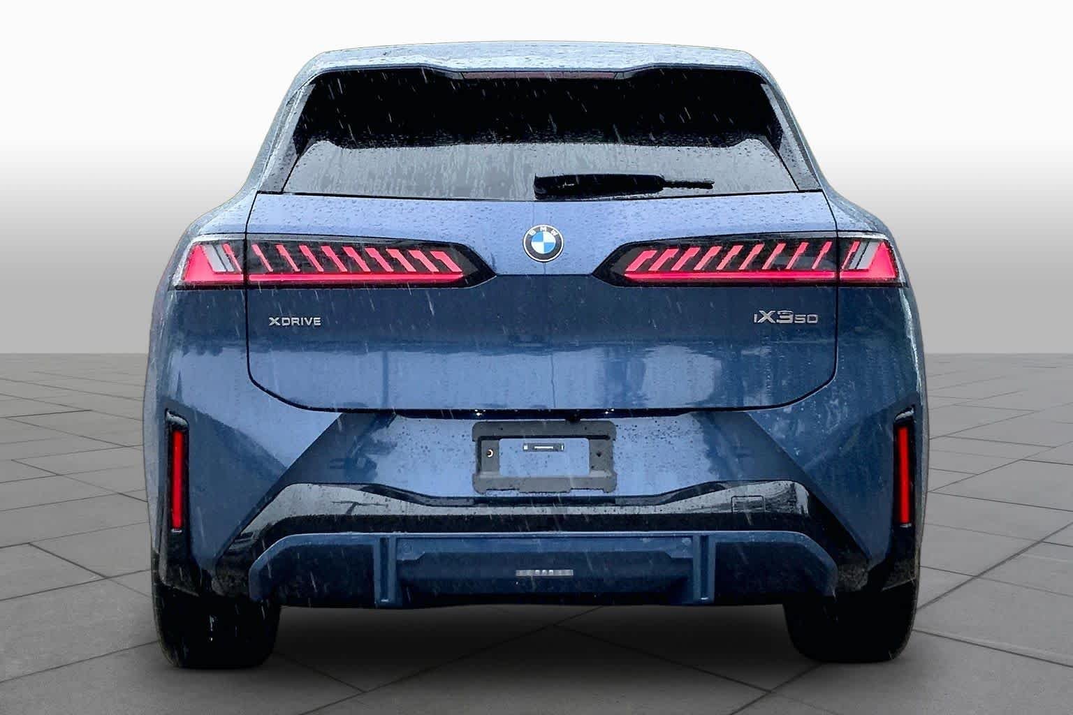New 2027 Ocean Wave Blue Metallic BMW 50 xDrive image 4