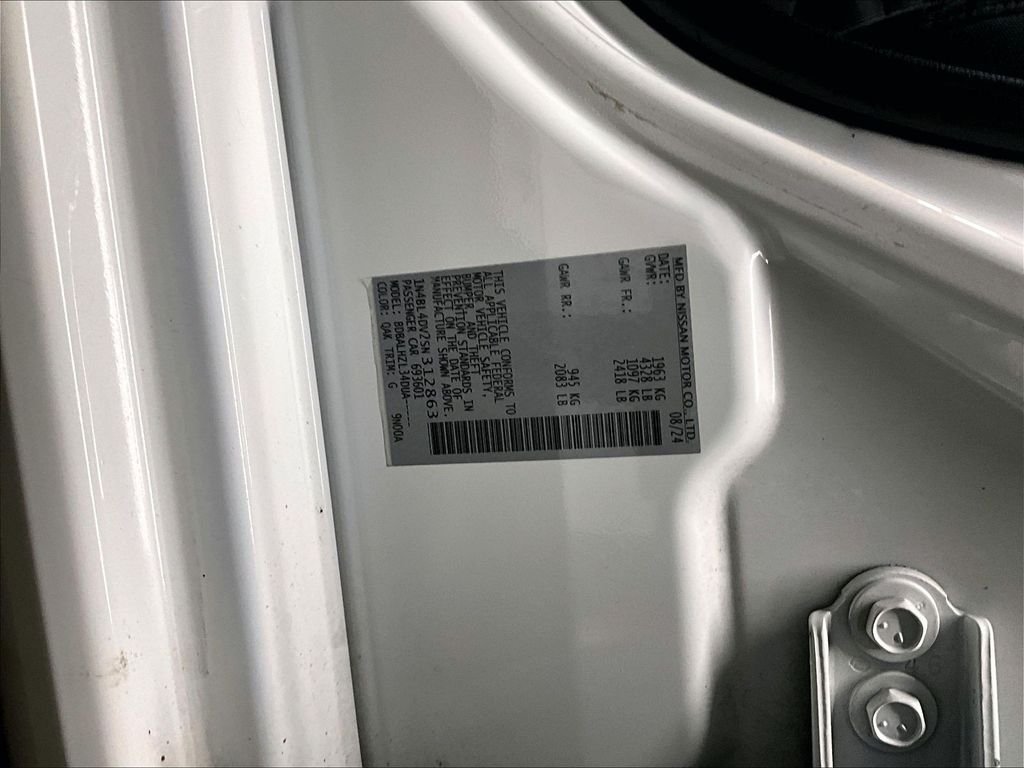 Used 2025 White Nissan 2.5 SV image 34