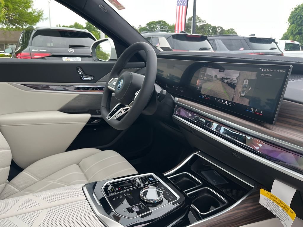 Used 2026 White Metallic BMW eDrive50 image 33