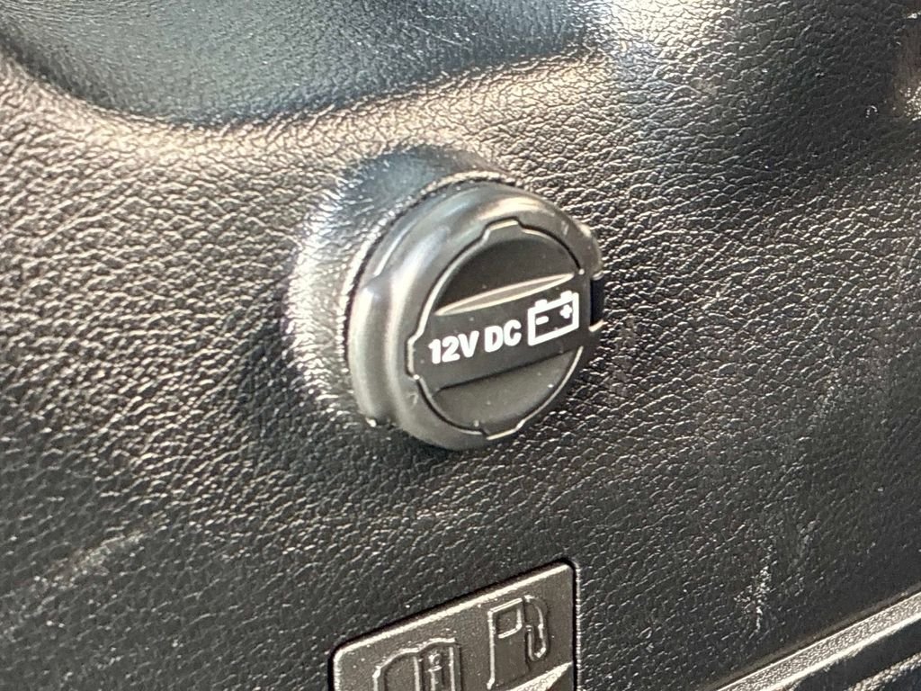 Used 2021  Jeep Unlimited Sahara 4xe image 13