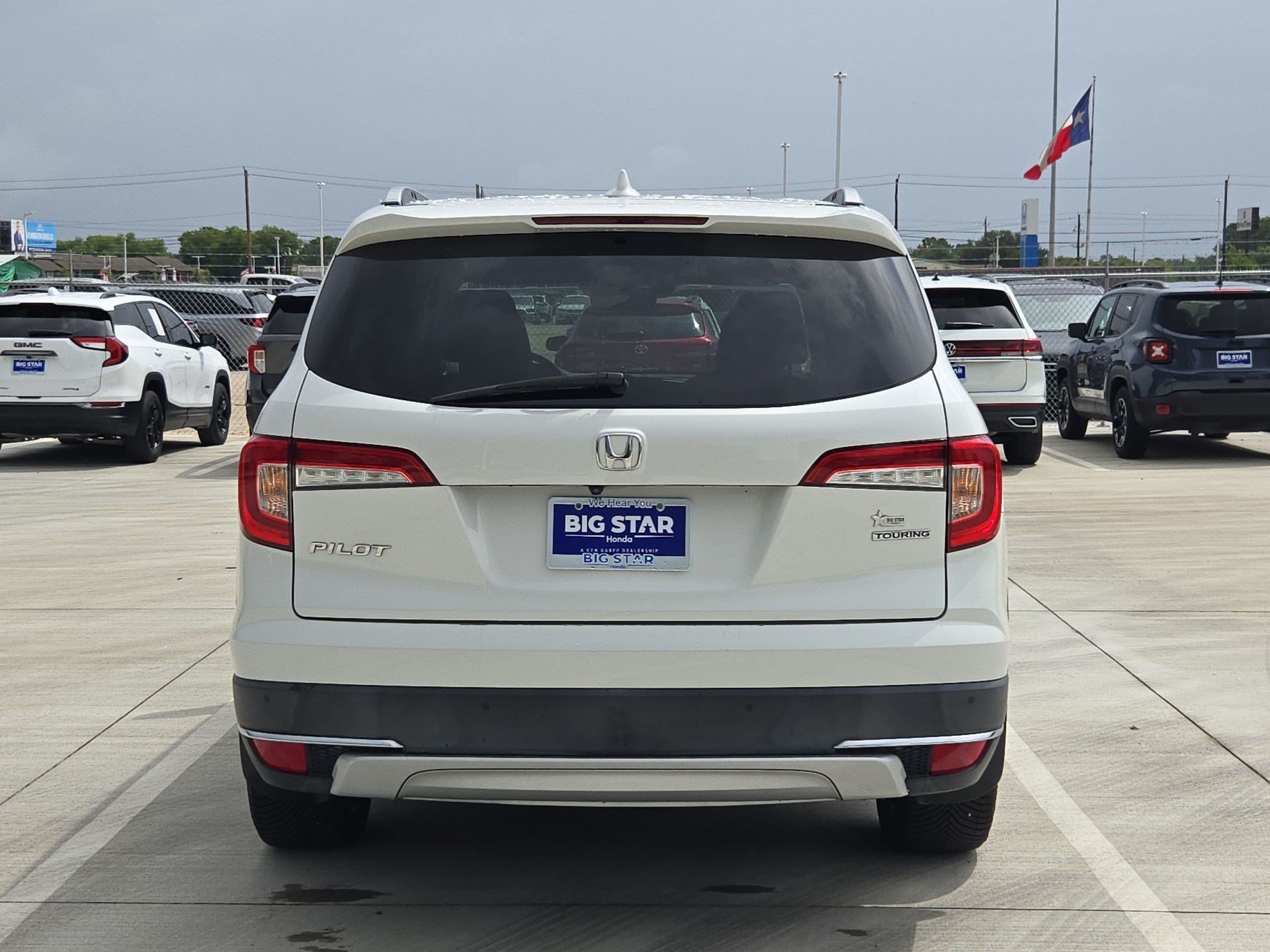 Certified Used 2021 Platinum White Pearl Honda Touring 7-Passenger image 4