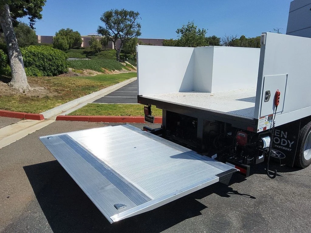 2025 Ford F-550 Super Duty Chassis Cab XL - Photo 12