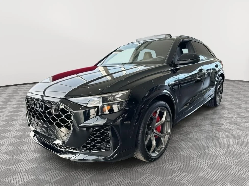 2025 Audi RS Q8 -'s photo