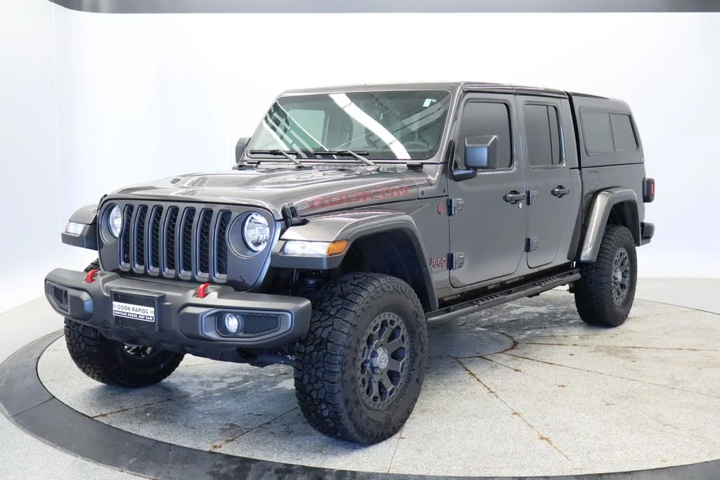 Used 2023 Gray Jeep Rubicon image 1