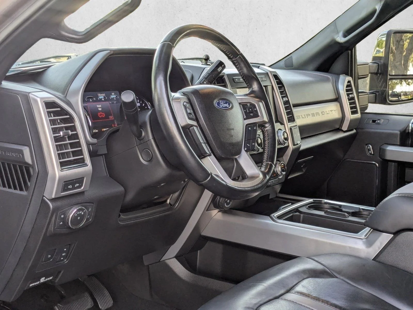 Used 2020 Magnetic Metallic Ford Platinum image 10