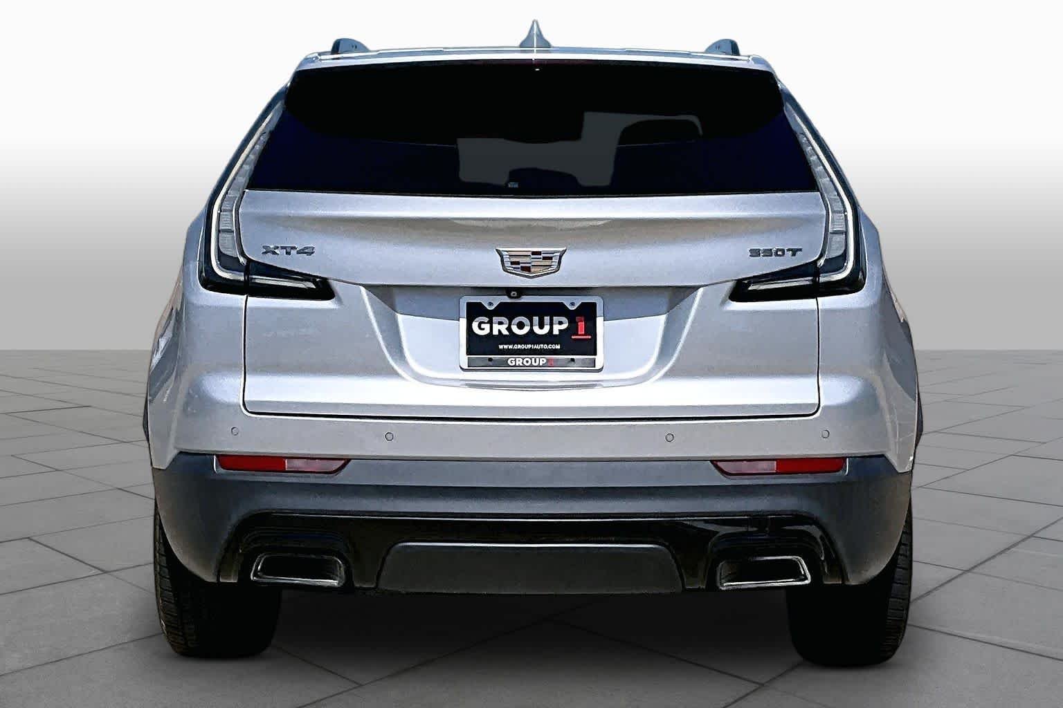 Used 2020 Radiant Silver Metallic Cadillac FWD Sport image 5