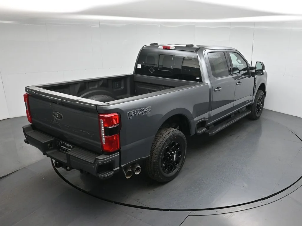 New 2026 Carbonized Gray Metallic Ford Lariat image 31