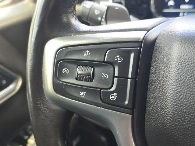 Used 2023 Red Chevrolet RST image 38