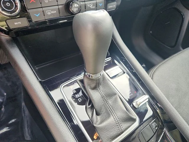 Used 2023 Blue Jeep Limited image 14