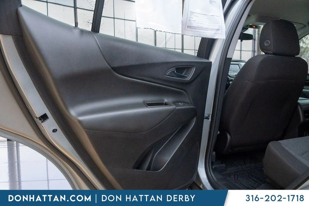 Used 2024 Gray Chevrolet LT image 18