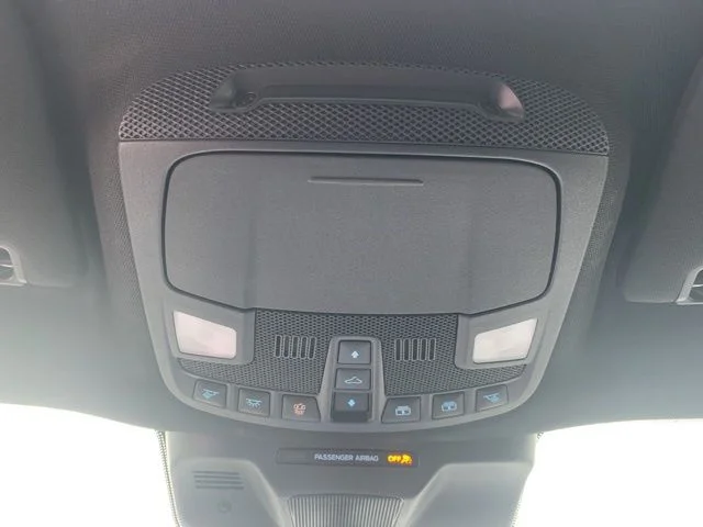 Used 2023 Red Ford Limited image 34