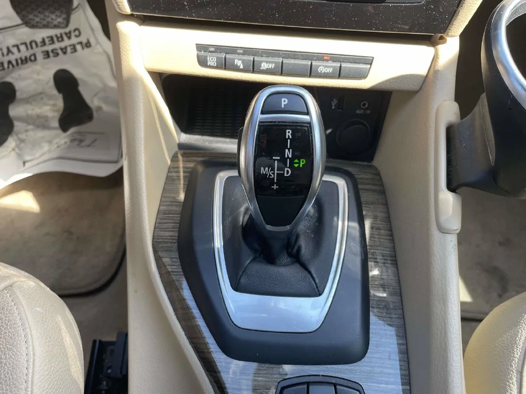 Used 2015 Black BMW sDrive28i image 17