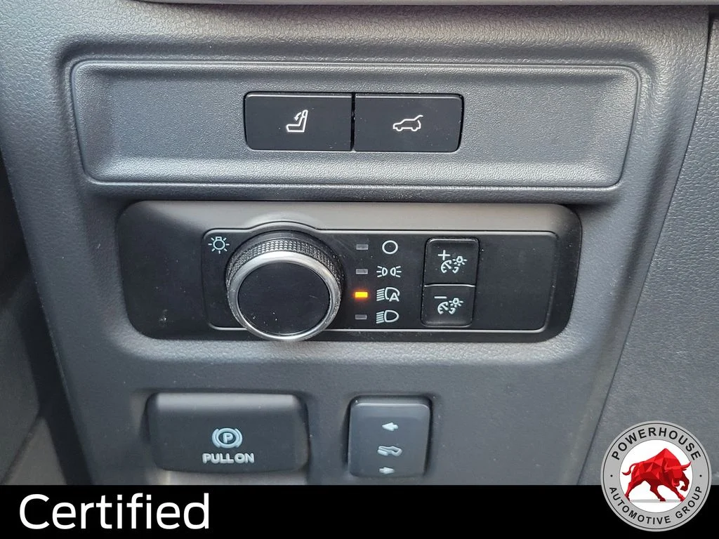 Used 2024 White Ford XLT image 29