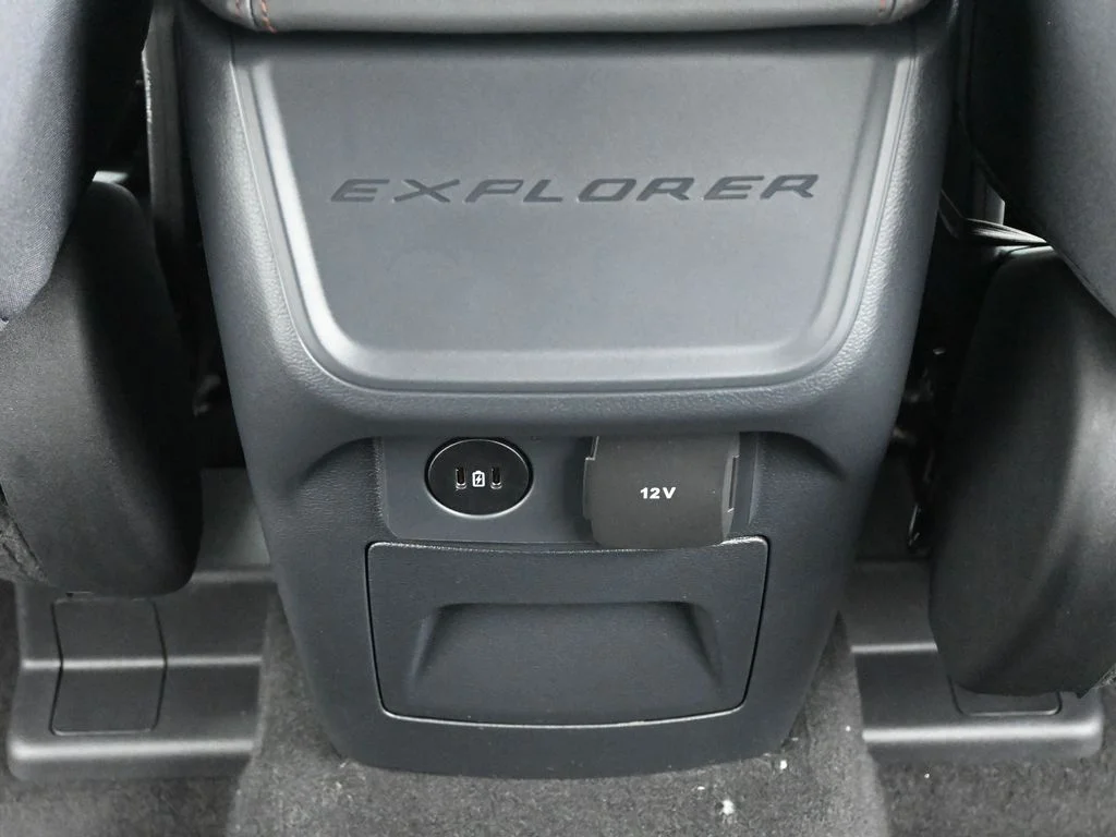 New 2026 Star White Metallic Tri-Coat Ford Active image 21