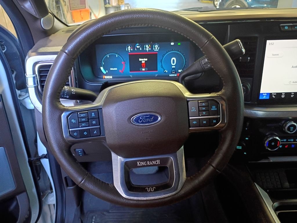 Used 2023 White Ford King Ranch image 28