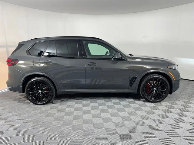 New 2026 Dravit Grey Metallic BMW sDrive40i image 8