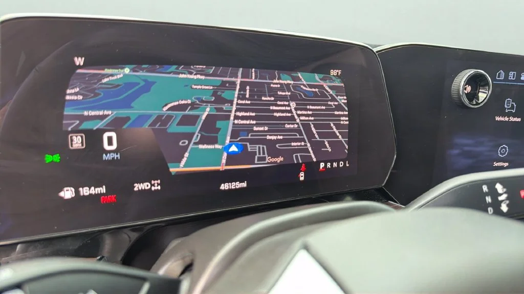 2025 Chevrolet Suburban Premier - Photo 22