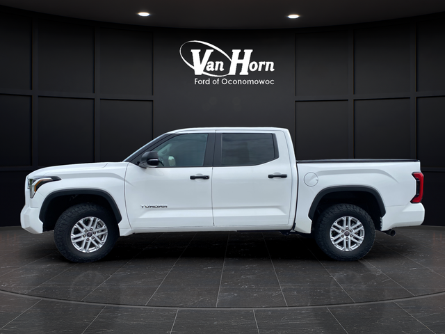 Used 2024 Ice Cap Toyota SR5 image 4