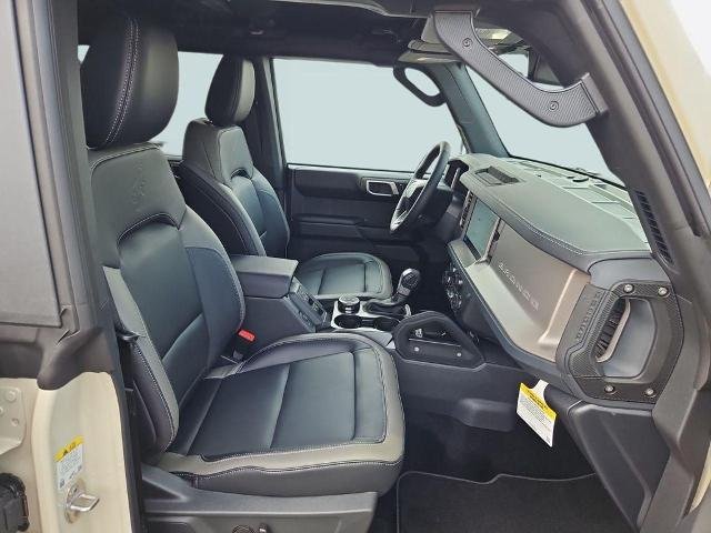 New 2026 Desert Sand Ford Outer Banks® image 32
