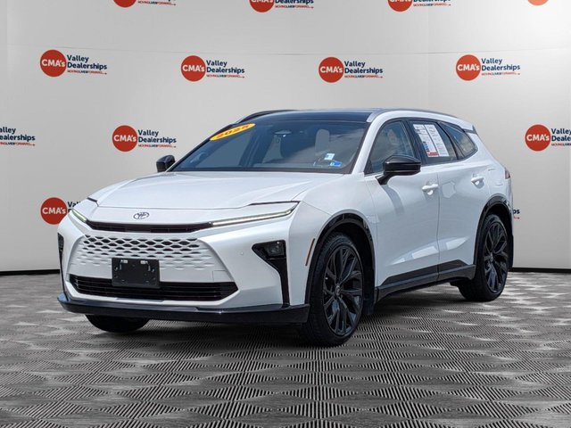 2025 Toyota Crown Signia Limited