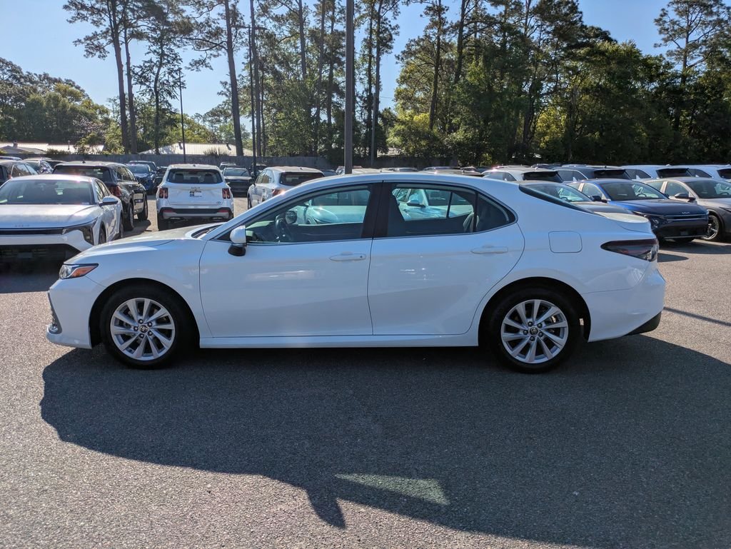 Used 2024 White Toyota LE image 7