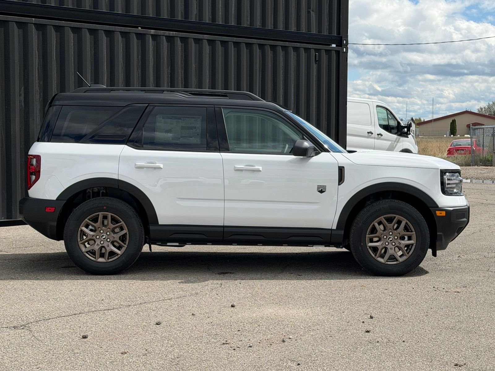 View vehicle photo 6