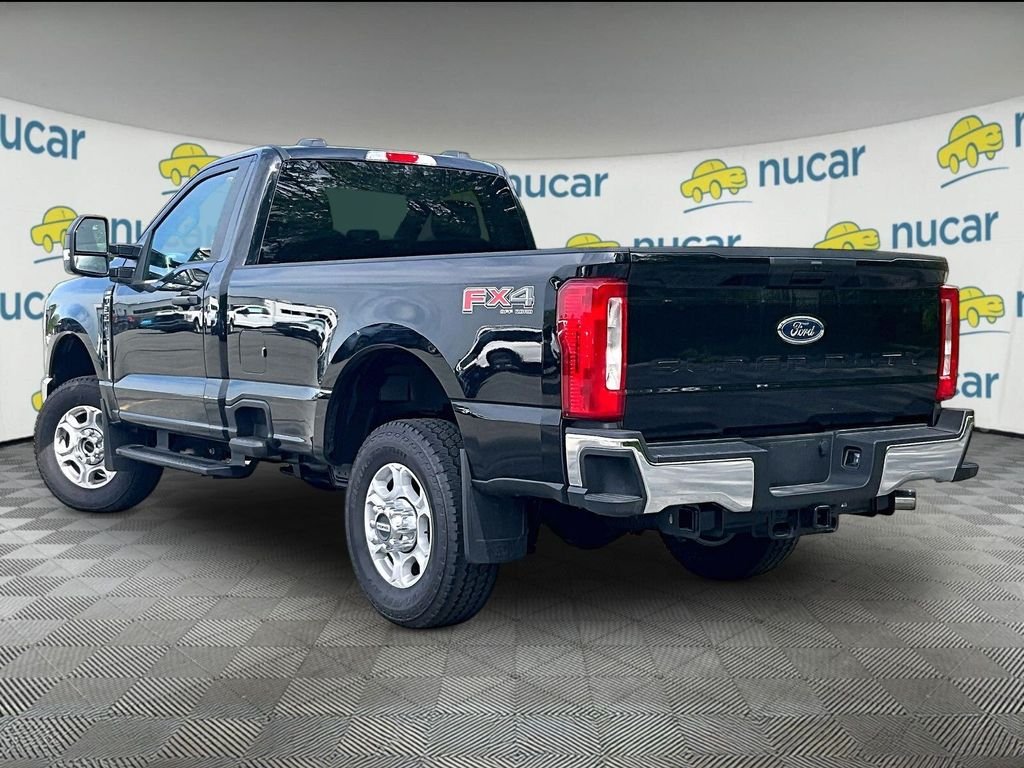New 2026 Black Metallic Ford XLT image 4