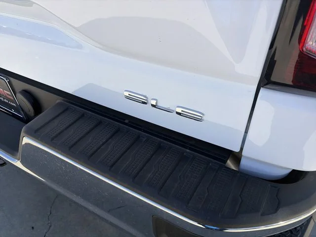 New 2026 White GMC SLE image 7