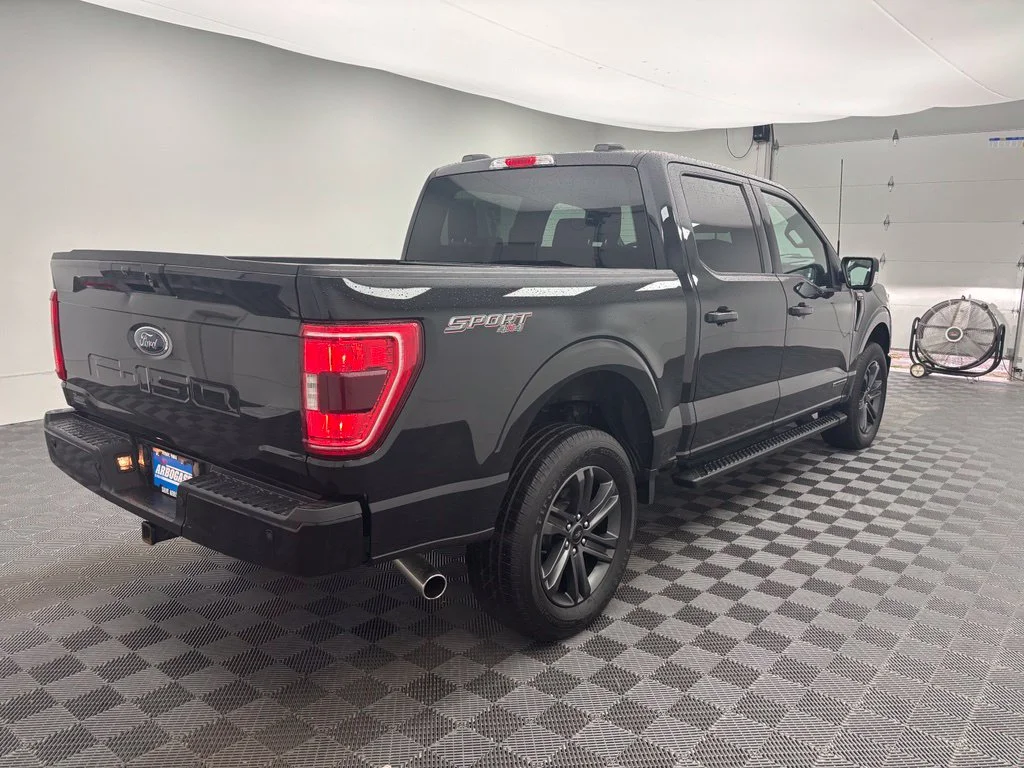 Used 2023 Black Ford XLT image 8