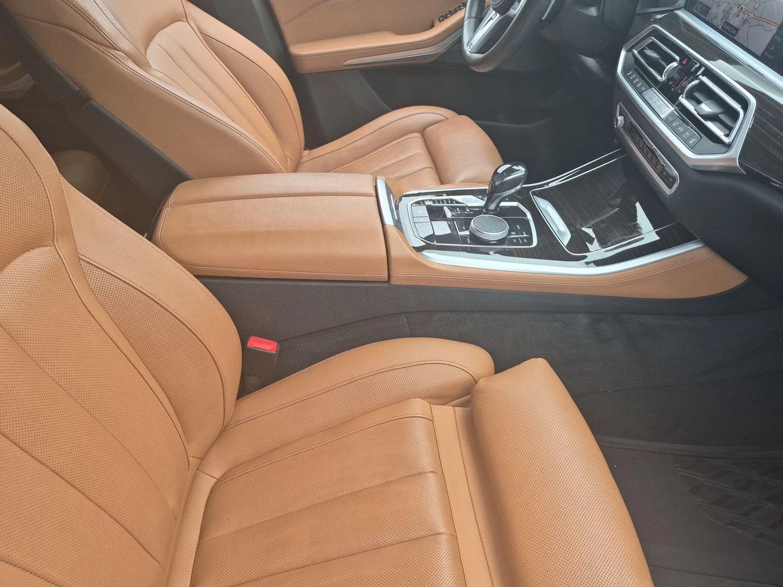 Used 2021 Black Sapphire Metallic BMW M50i image 35