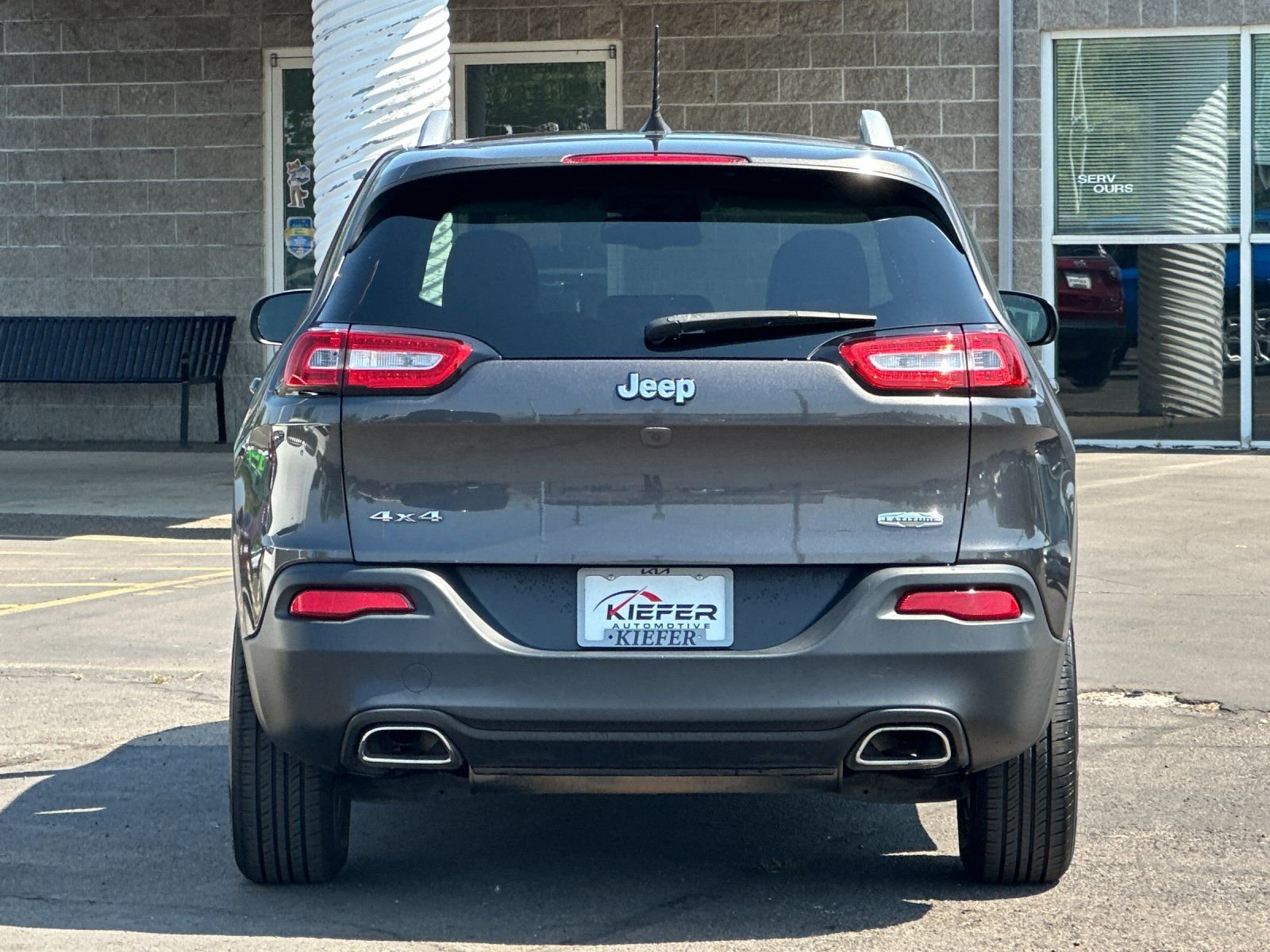 2018 Jeep Cherokee Latitude Plus - Photo 5