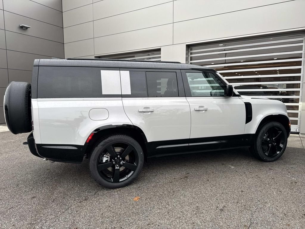 New 2026 Borasco Grey Land Rover X-Dynamic SE image 7