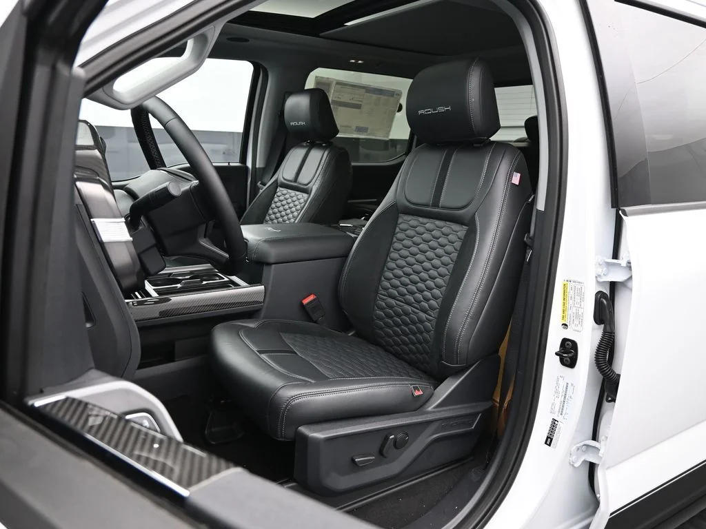 New 2026 Oxford White Ford Lariat image 8