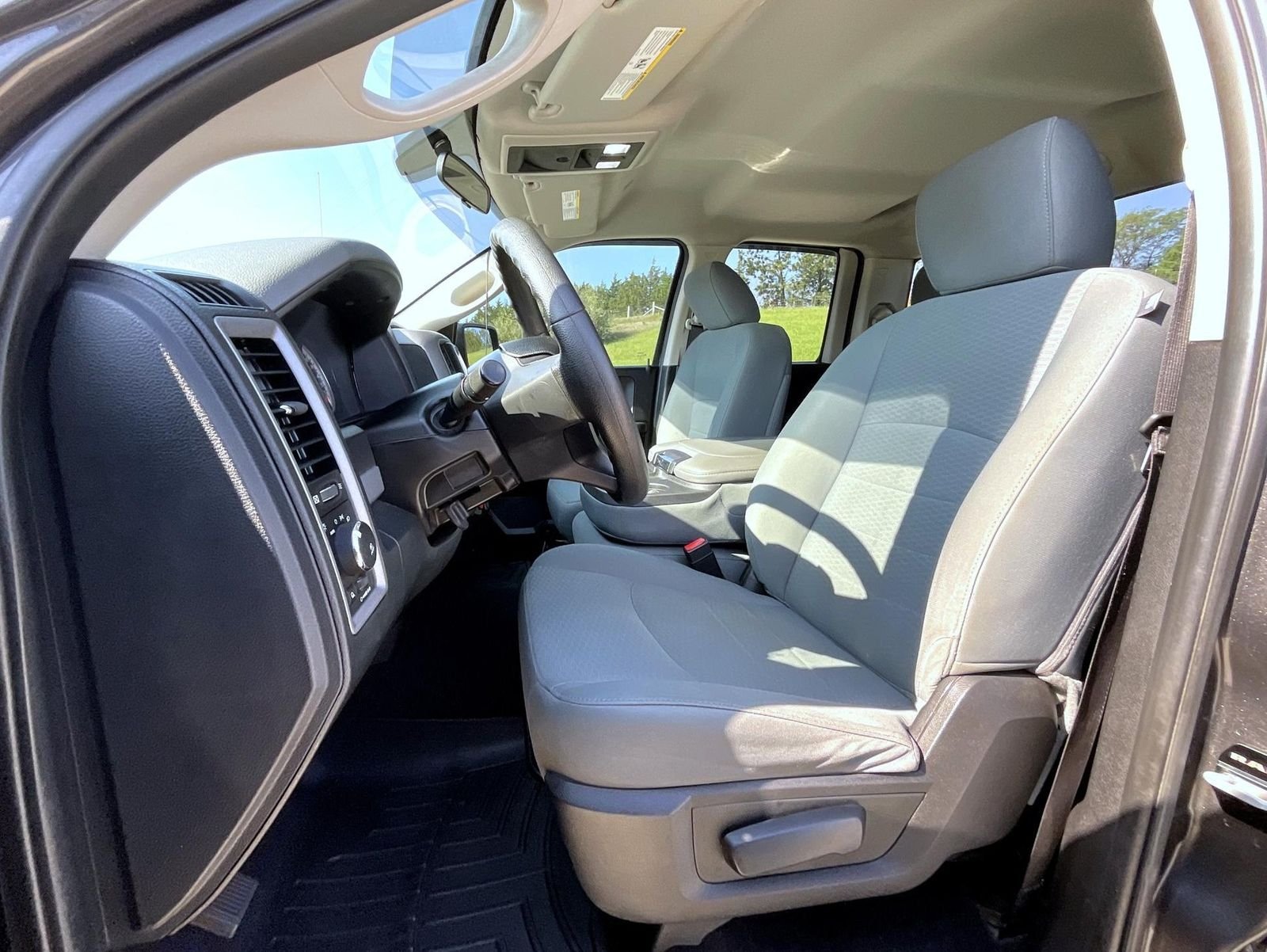 2017 RAM Ram 1500 Pickup Express - Photo 11