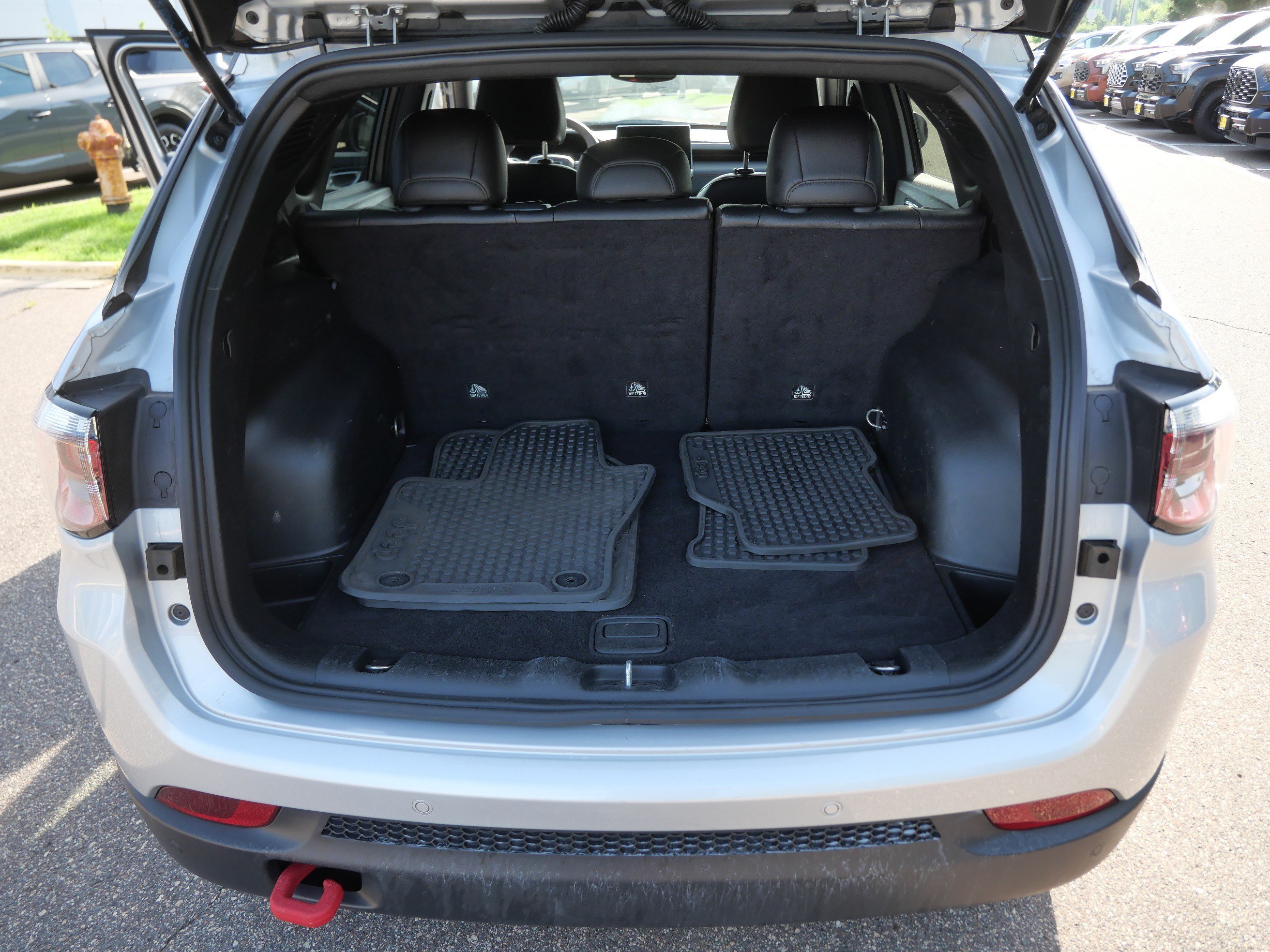 2025 Jeep Compass Trailhawk - Photo 18