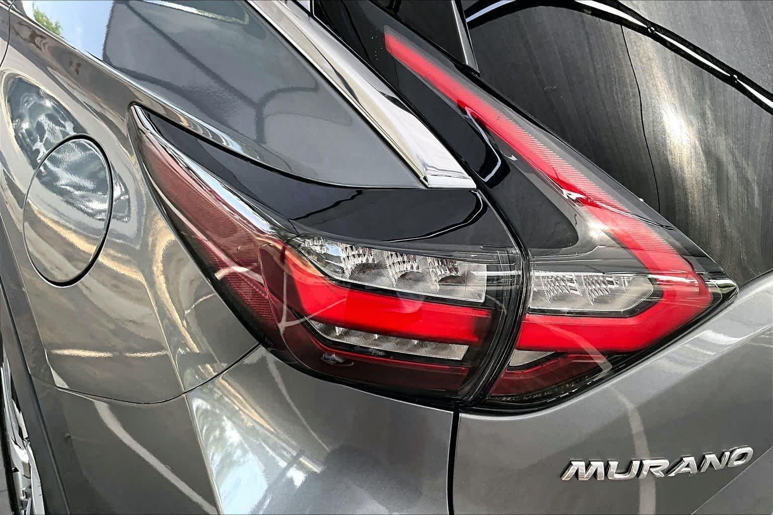 Certified Used 2020 Gun Metallic Nissan SL image 29
