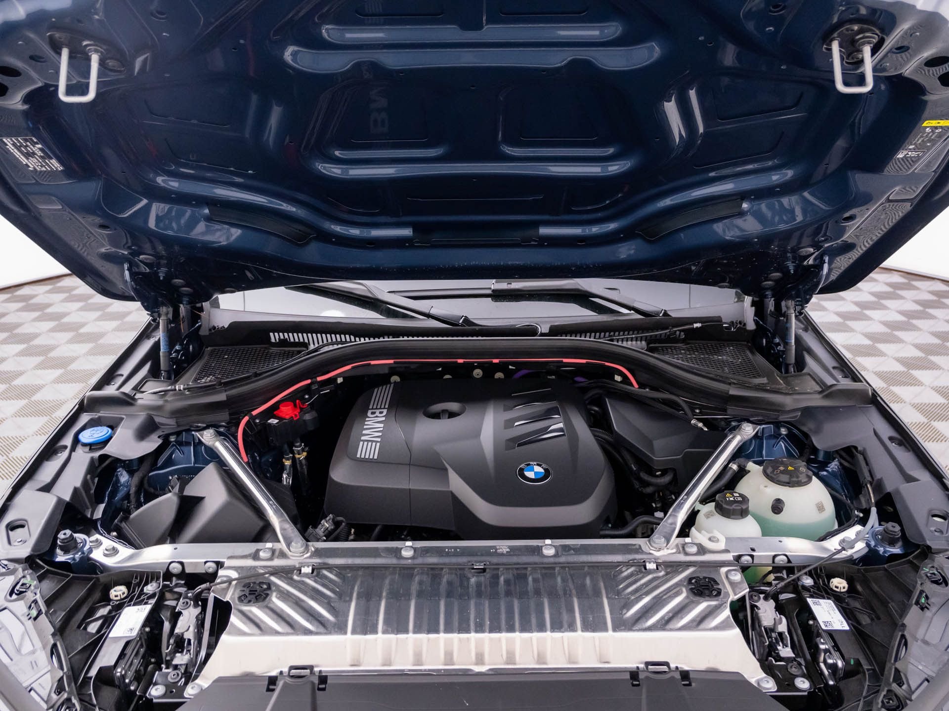 New 2026 Arctic Race Blue metallic BMW 30 xDrive image 29