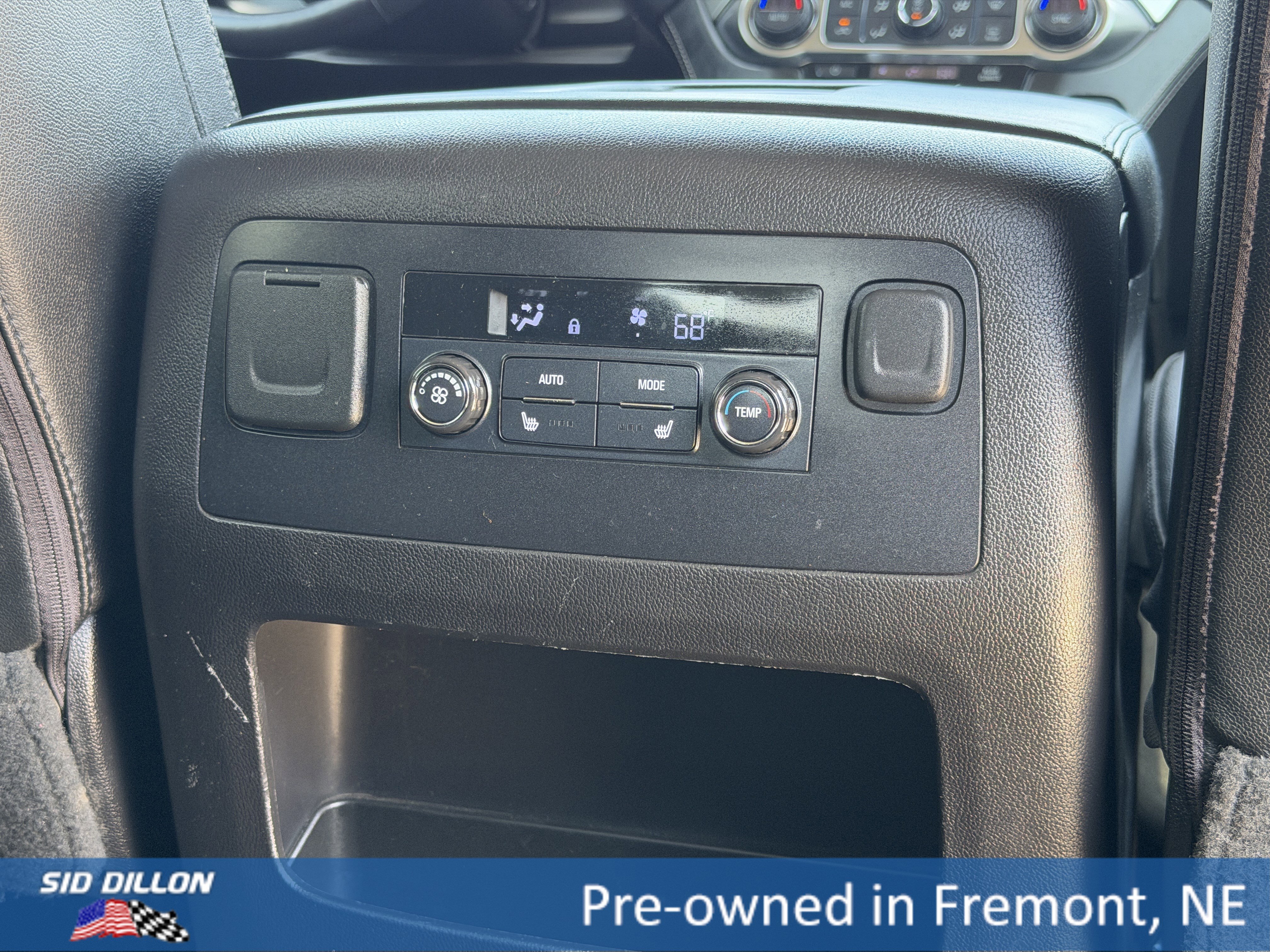 Used 2017 Pepperdust Metallic Chevrolet LT image 19