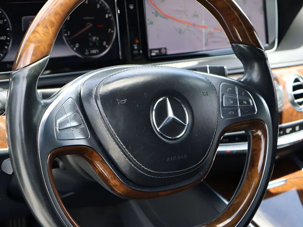 Used 2015 designo Diamond White Mercedes-Benz S 550 image 20