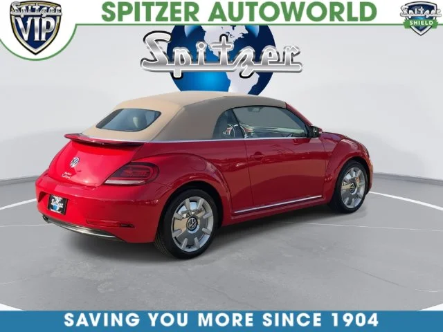 Used 2019 Red Volkswagen 2.0T SE image 14