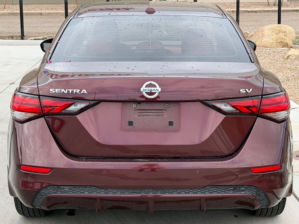 Used 2021  Nissan SV image 6