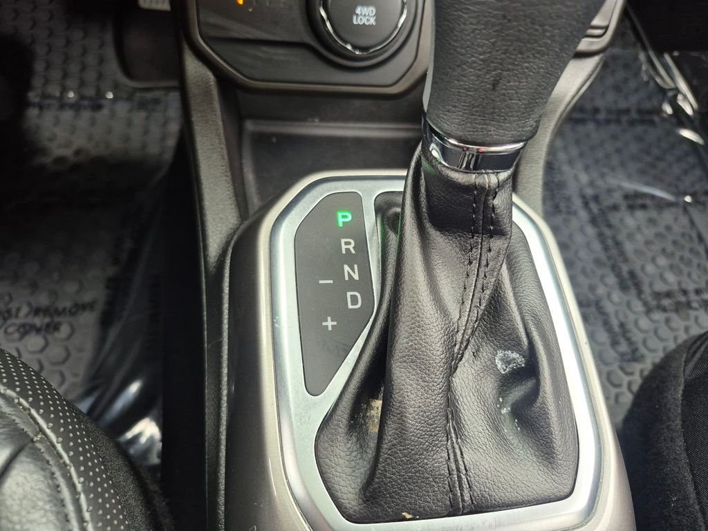 Used 2022 Black Jeep Limited image 18