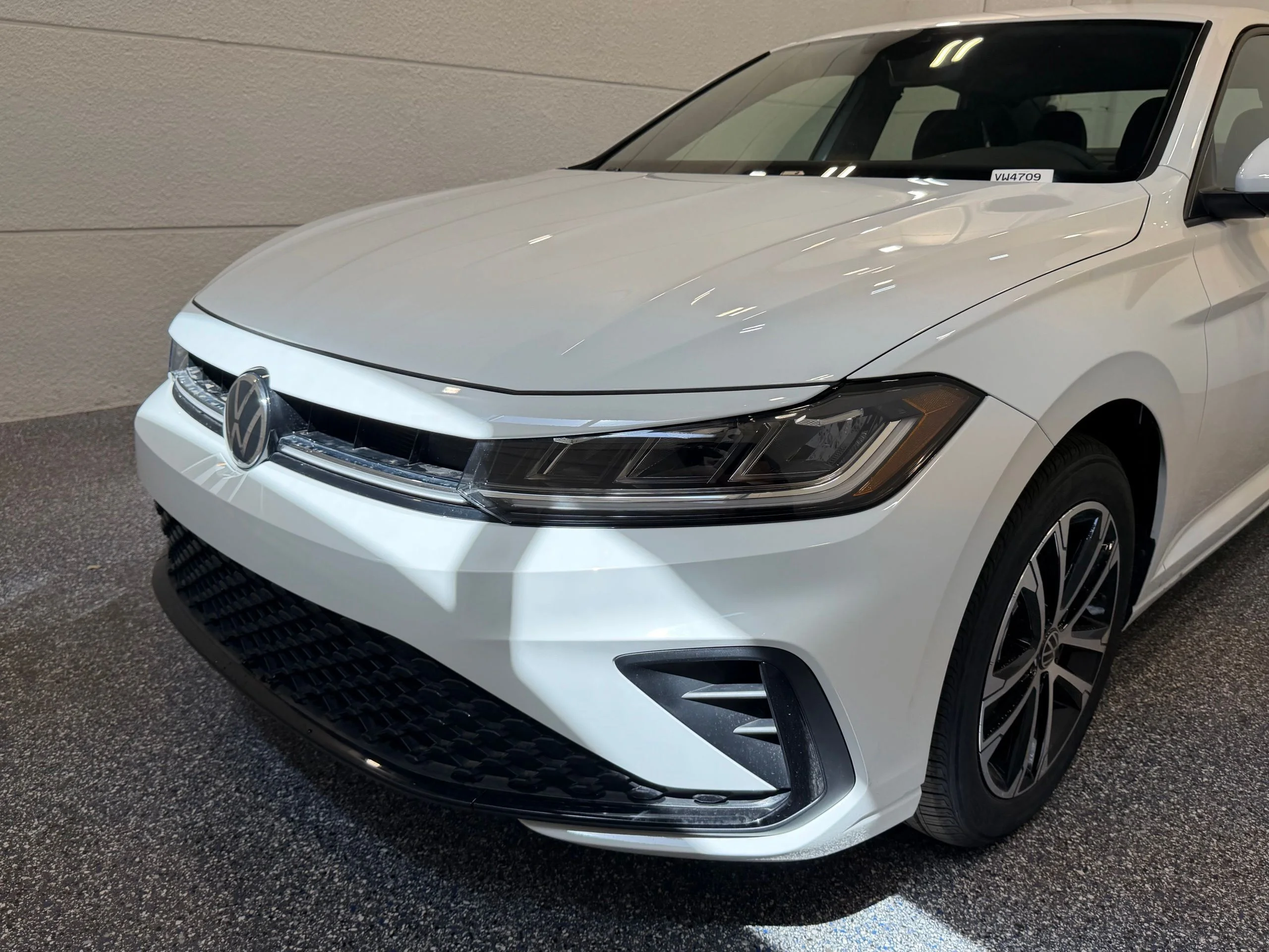 2026 Volkswagen Jetta Sport - Photo 16