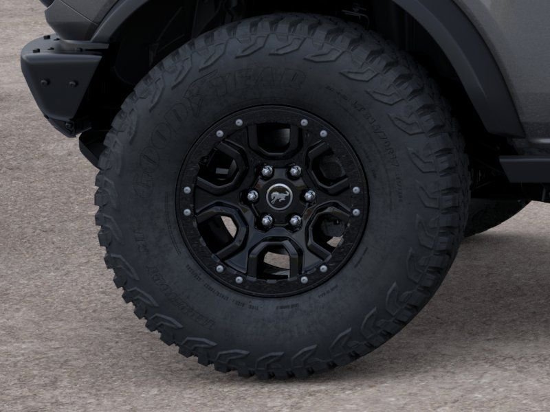 New 2025 Carbonized Gray Metallic Ford Badlands® image 21